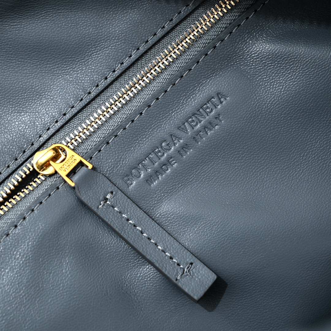 Bo*te*ga ve*ne*ta jodie hobo-40*48*16cm