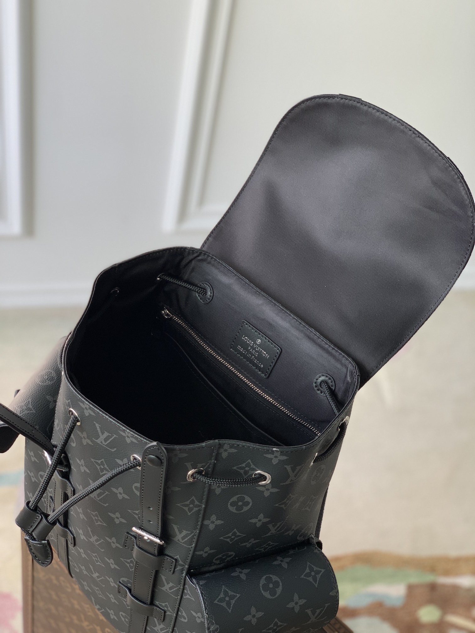 l**is V*t*n christopher backpack m46247-32*39*12cm