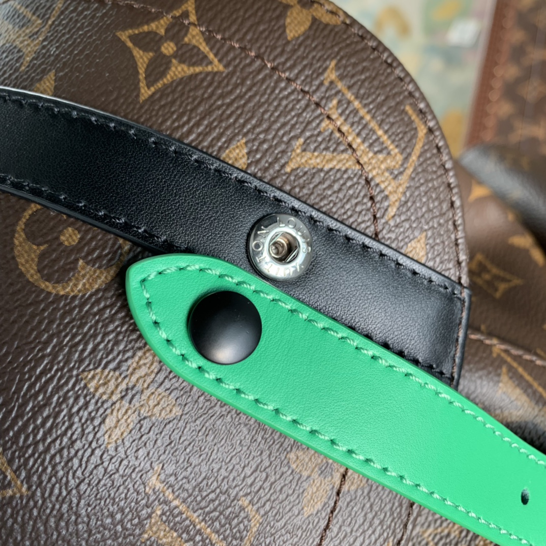 l**is V*t*n christopher backpack m46247-32*39*12cm