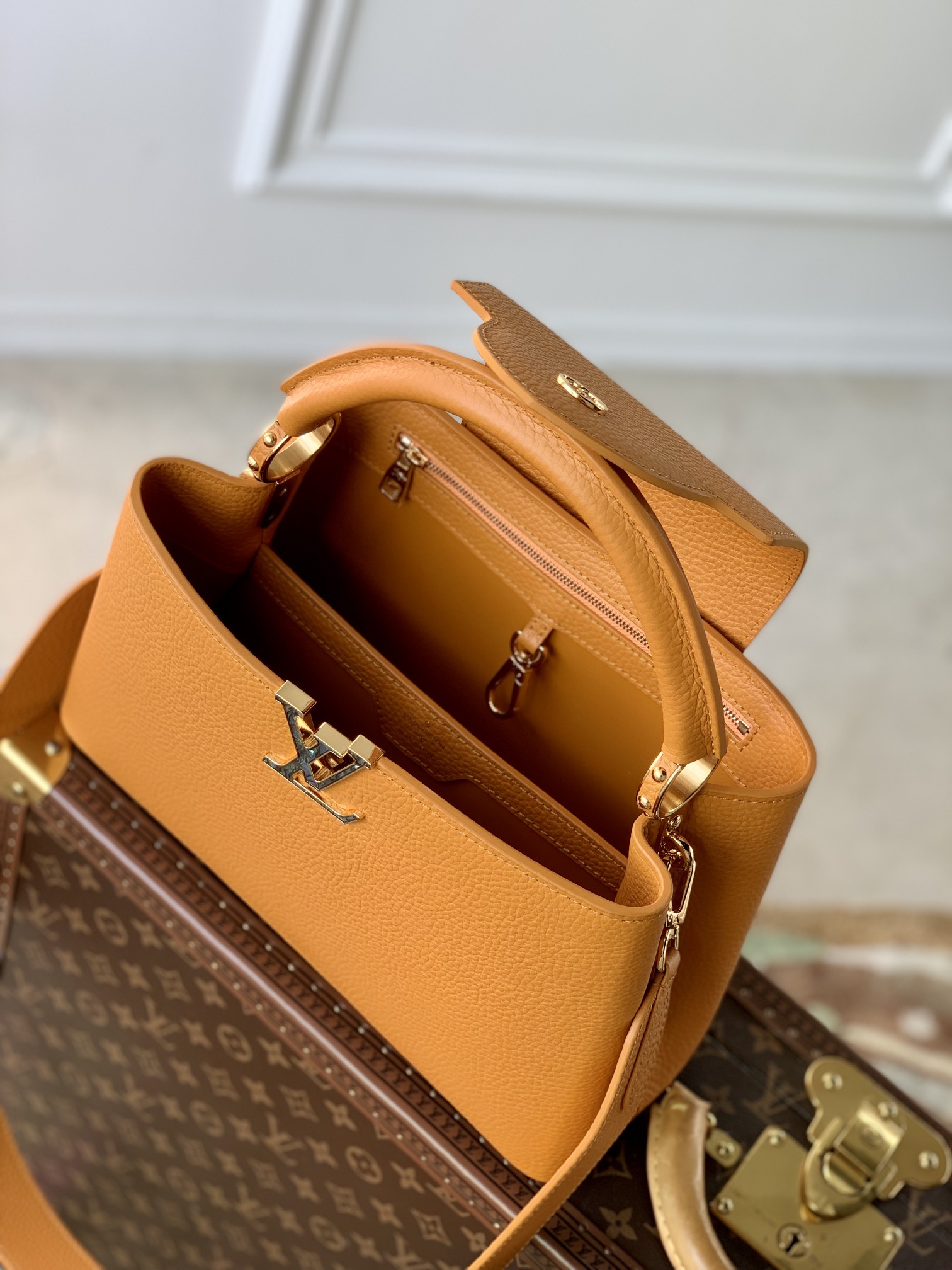 l**is V*t*n capucines bag-31.5*20*11cm