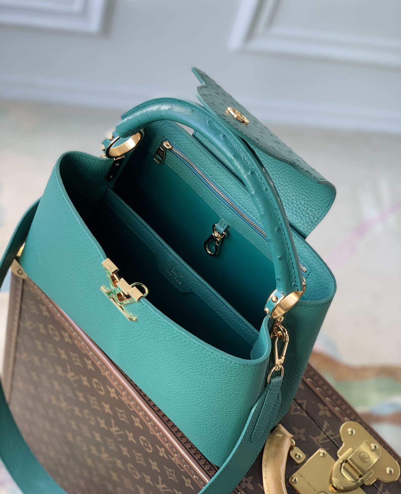 l**is V*t*n capucines bag-31.5*20*11cm