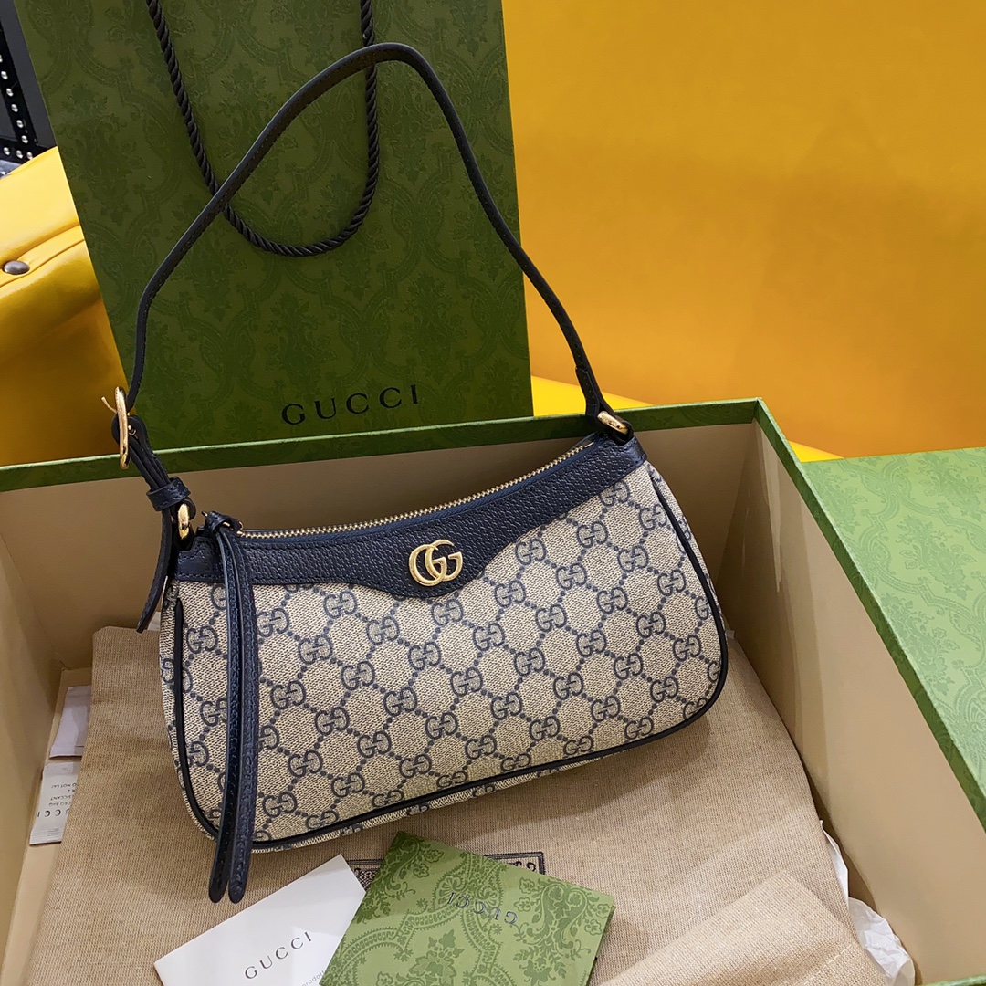 G*u*i chain bag-25*15*6cm