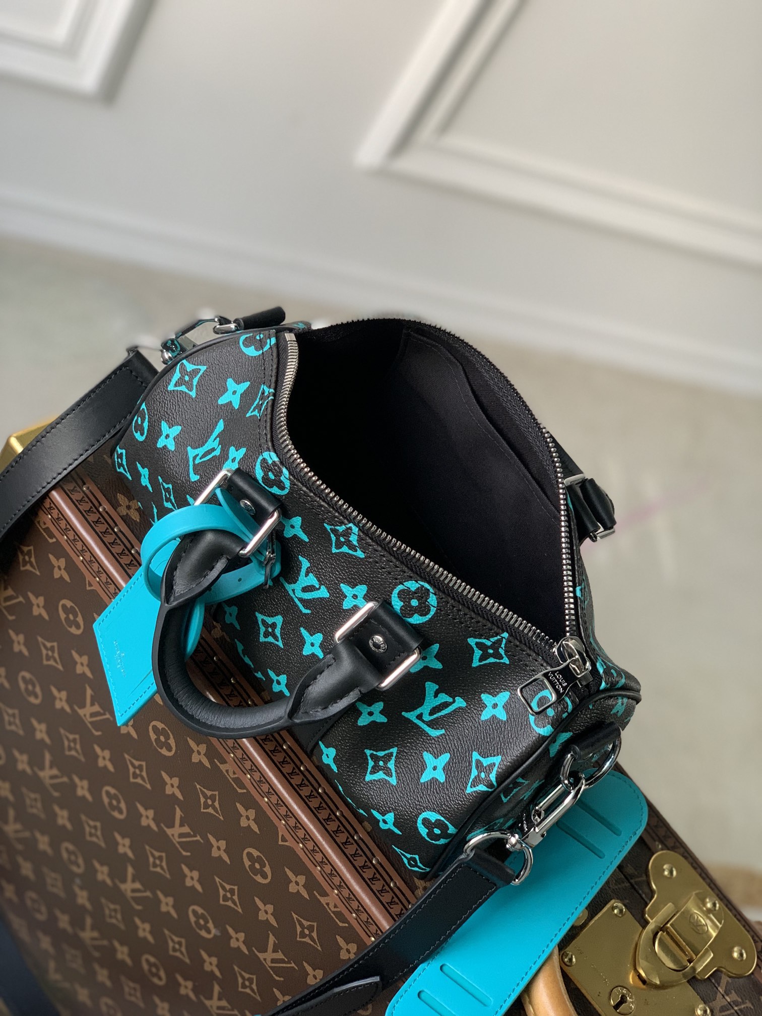 l**is V*t*n keepall-m21938-27*17*13cm