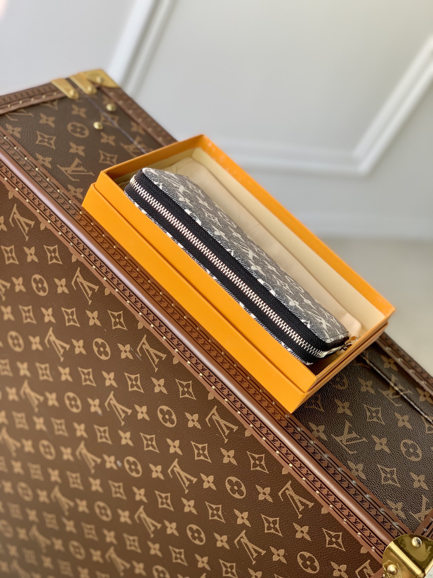 l**is V*t*n zippy wallet m81858-19.5 10.5 2.5cm