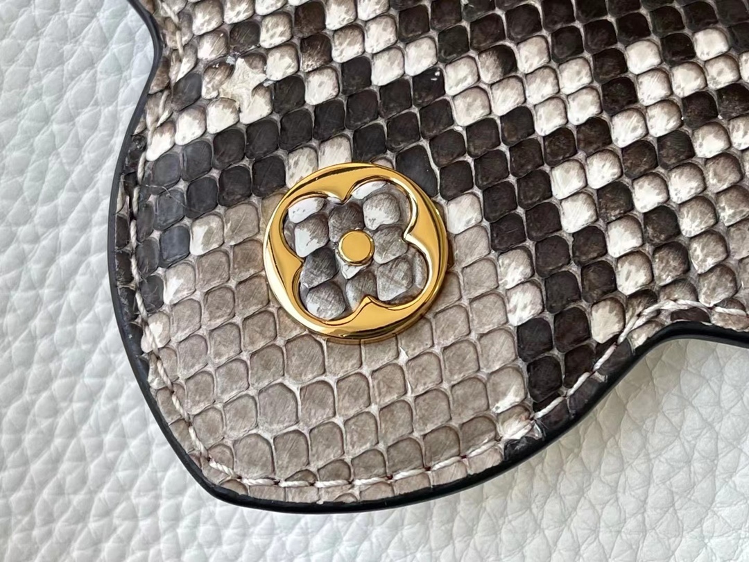 l**is V*t*n mini capucines handlebag-21*14*8cm