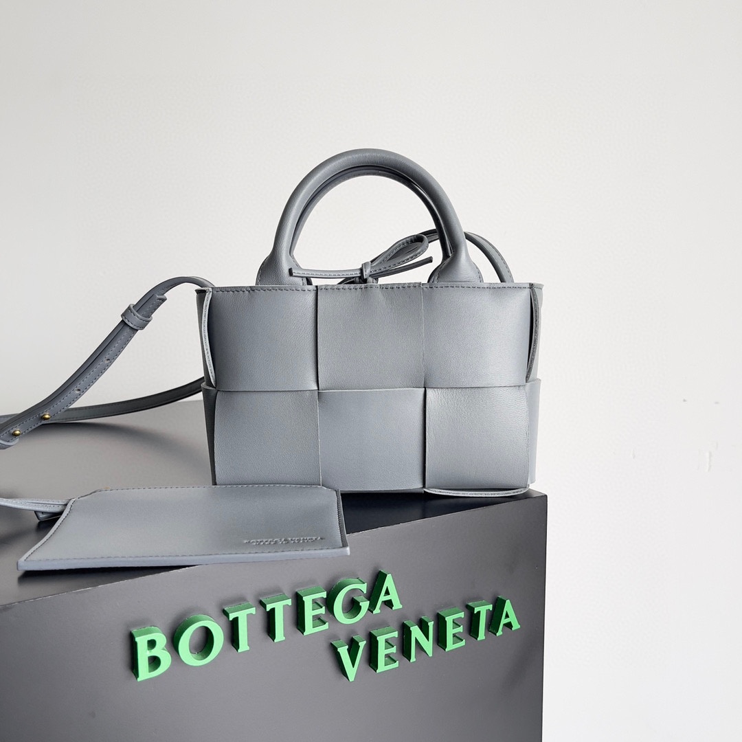 Bo*te*ga ve*ne*ta tote bag-20*7*13cm