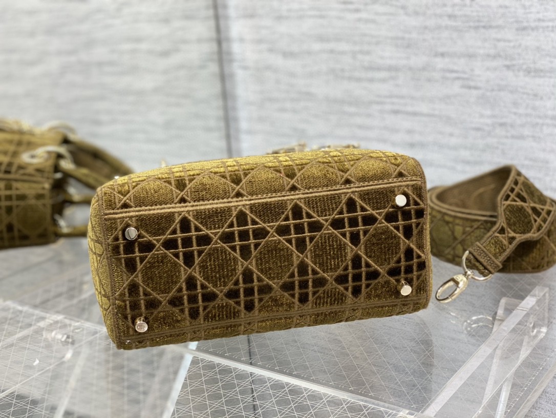 lady D*or handle bag-24cm