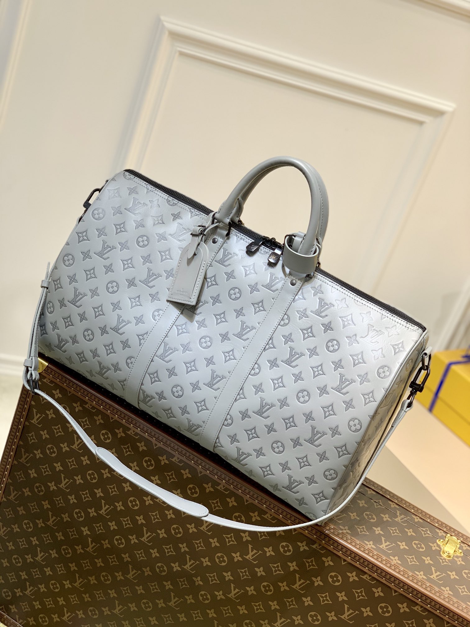 l**is V*t*n keepall bandouliÈre- 50 x 29 x 23cm