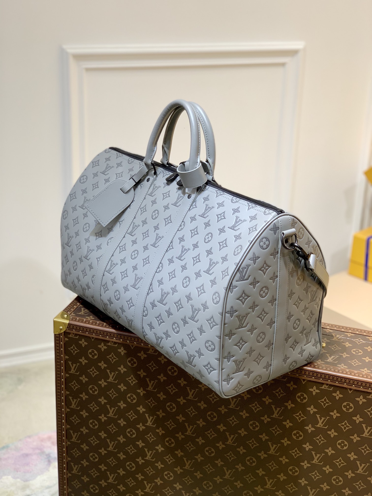 l**is V*t*n keepall bandouliÈre- 50 x 29 x 23cm