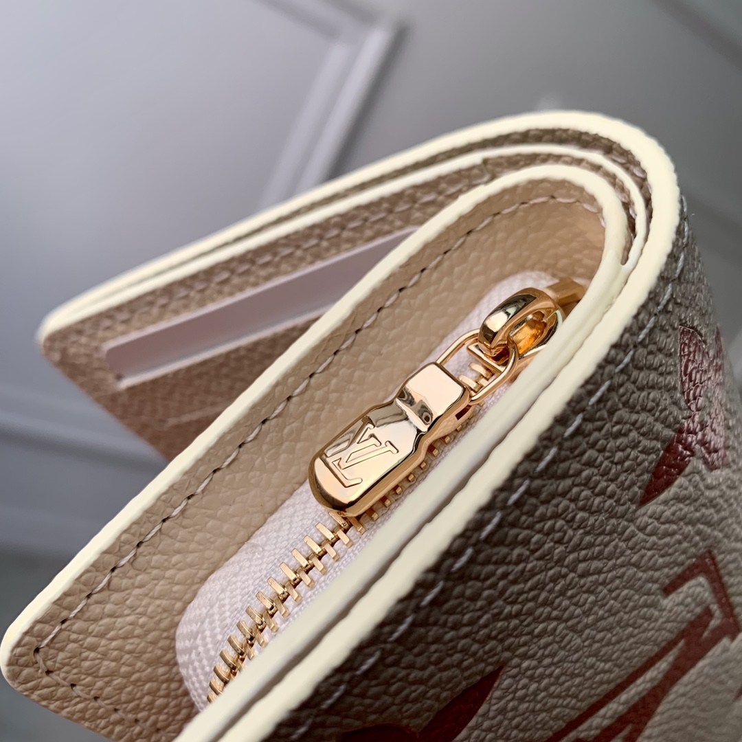 l**is V*t*n wallet m81927-11 x 8.5 x 3.5 cm