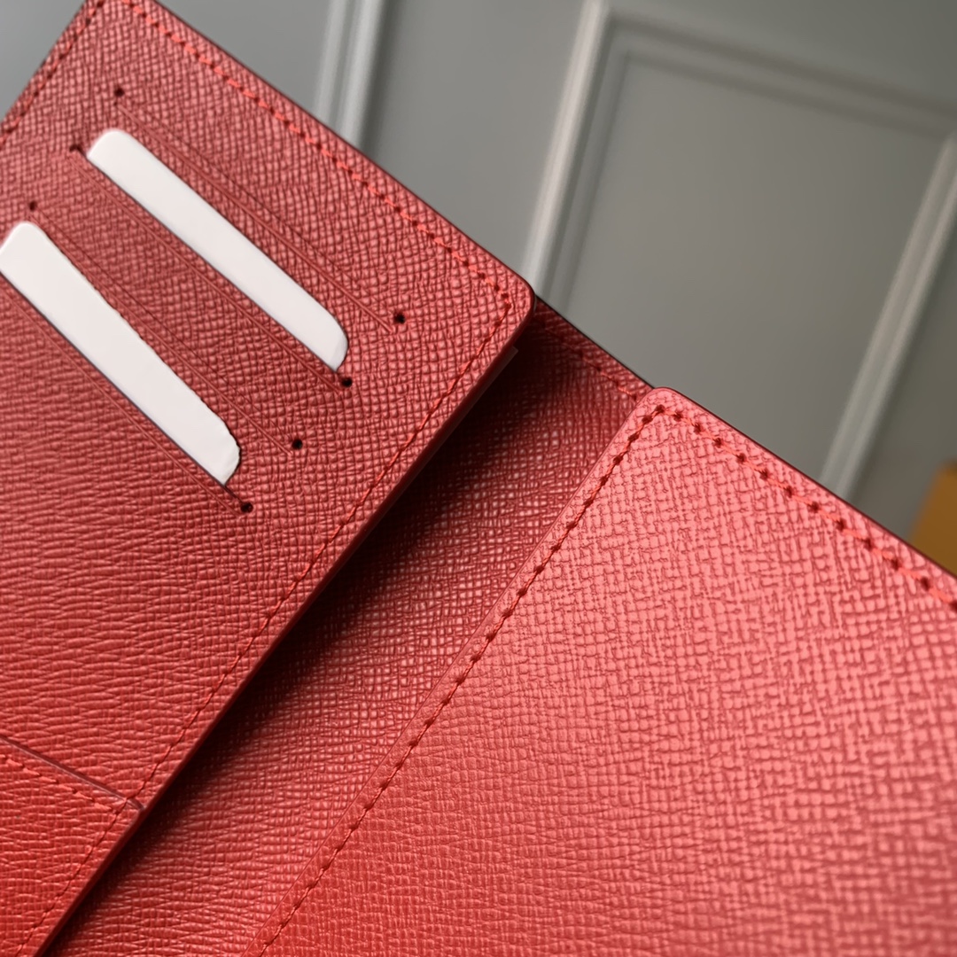 l**is V*t*n wallet-10.0 x 14.0 x 2.5cm