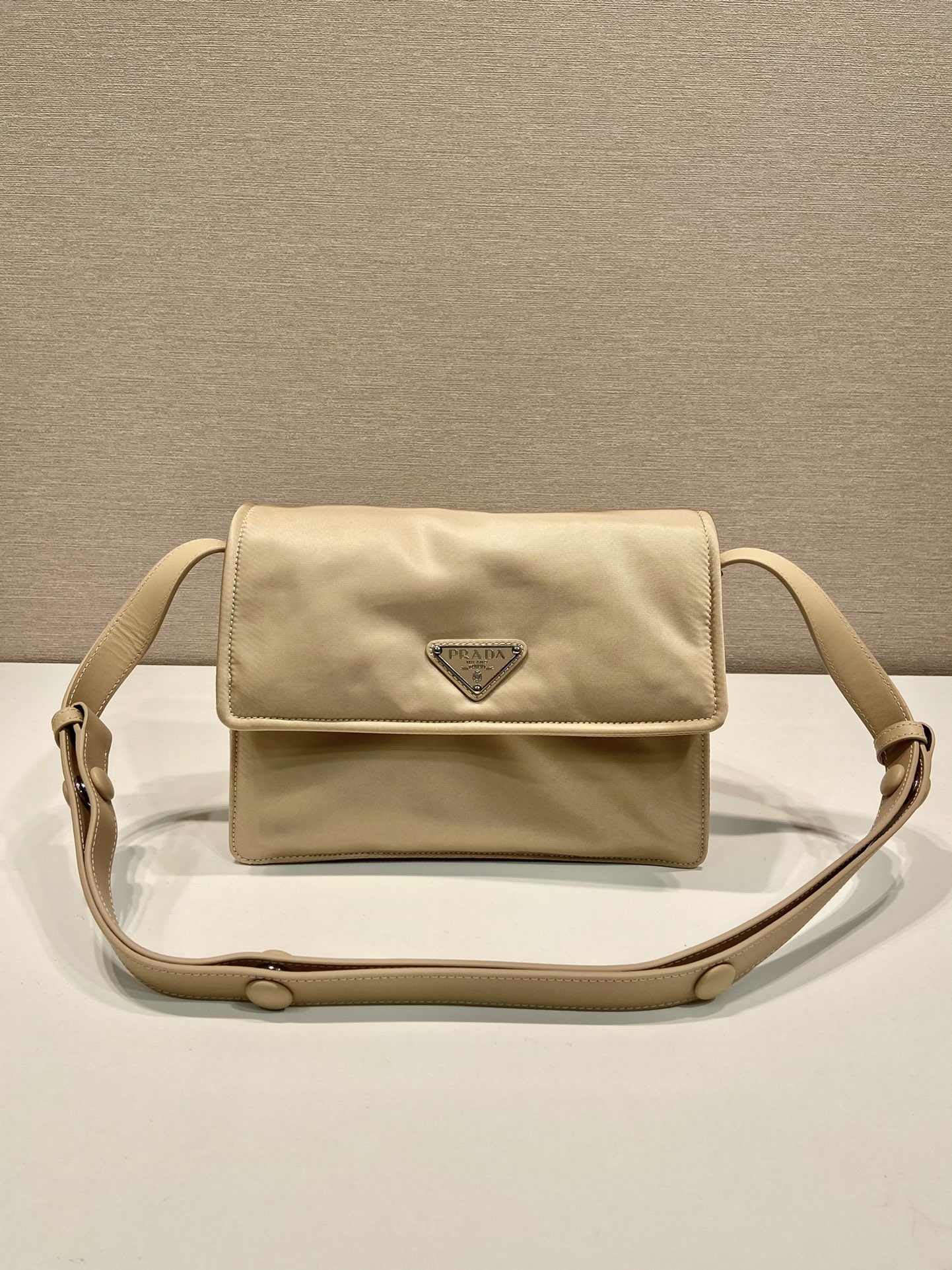 Pra*a 1bd256 shoulder bag-23.5*18*11cm