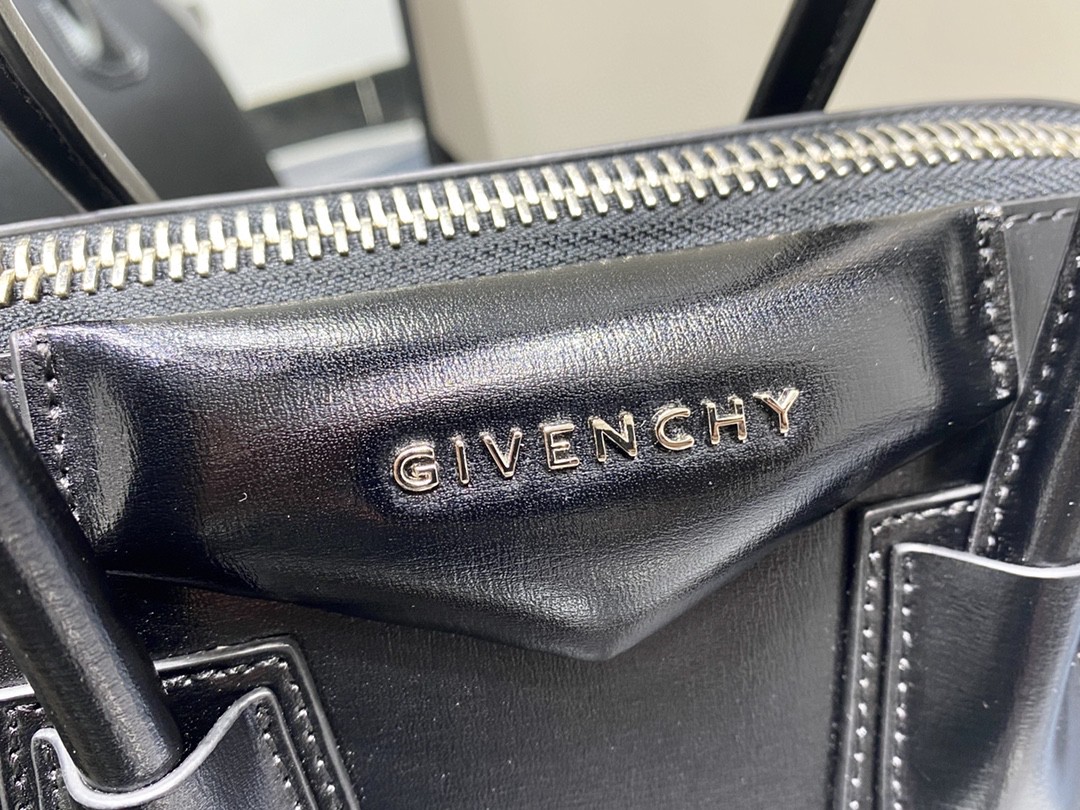 Givenchy Antigona Tote-28*17*23CM