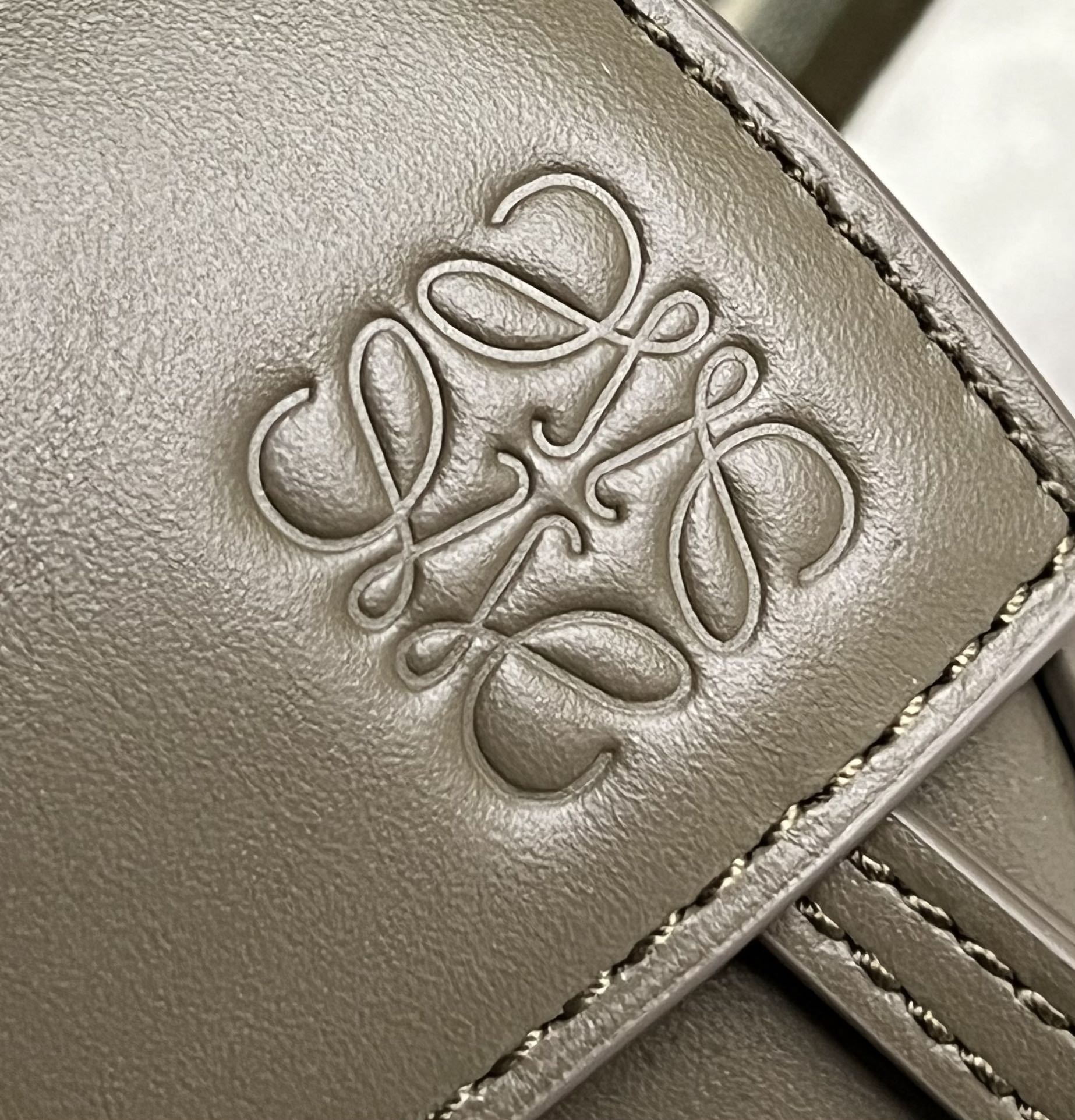 Loewe Puzzle Small Bag-24*10*14CM