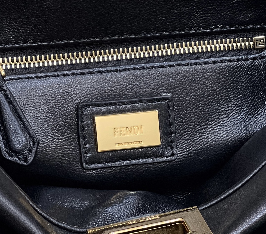 F**di peekabootote-23cm