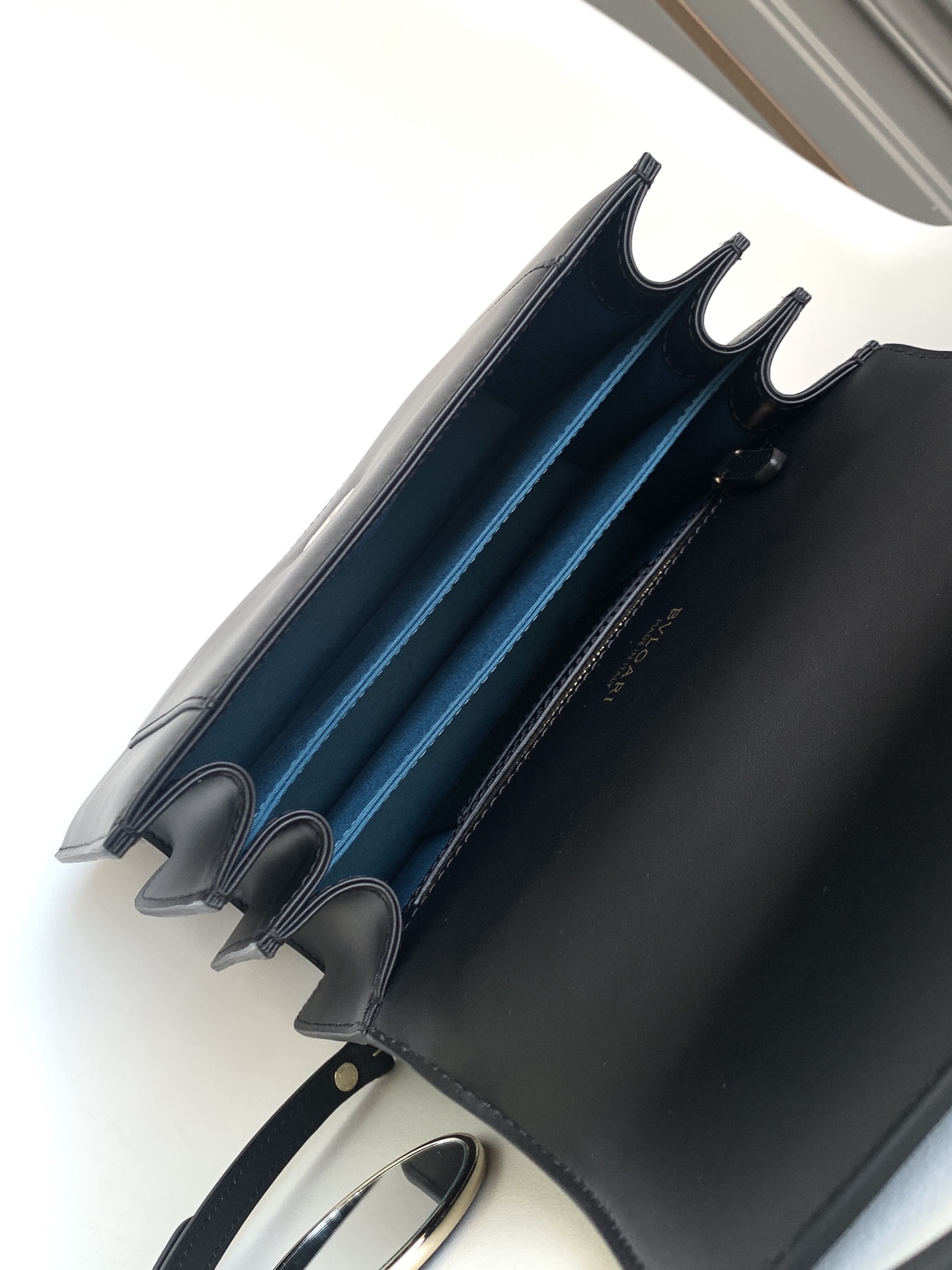 B*l*ai serpenti forever bag-22.5*18.5*1cm