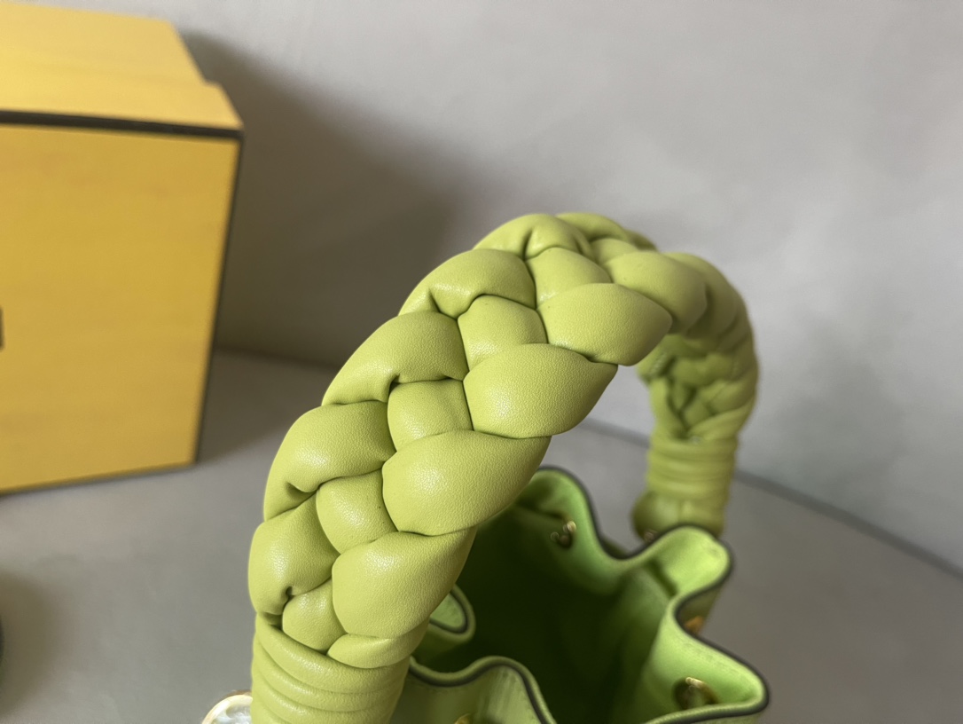 F**di mini mon tresor bag -12x18x10cm