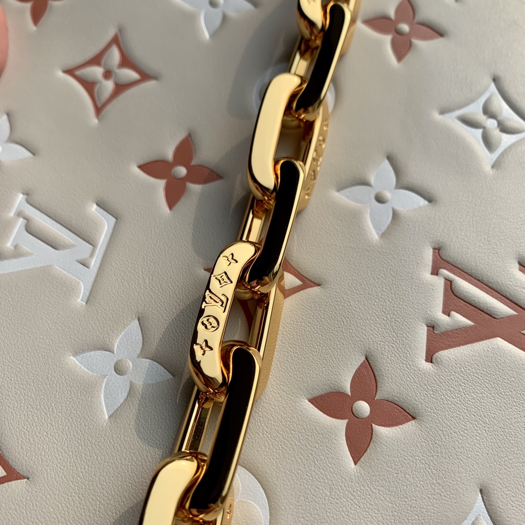 l**is V*t*n coussin handbags-26*20*12cm