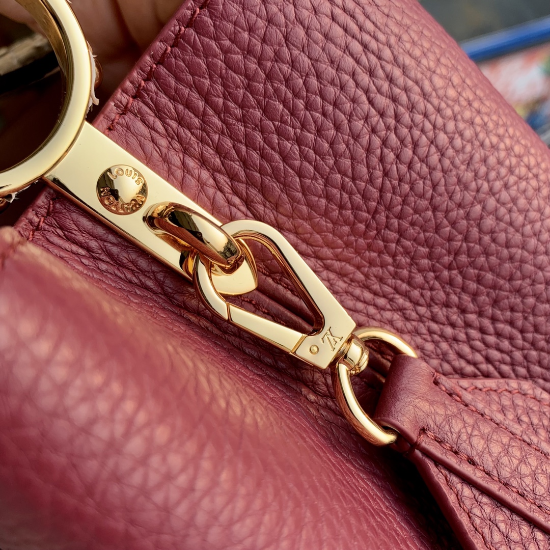 l**is V*t*n capucines bb-m21164-27*18*9cm