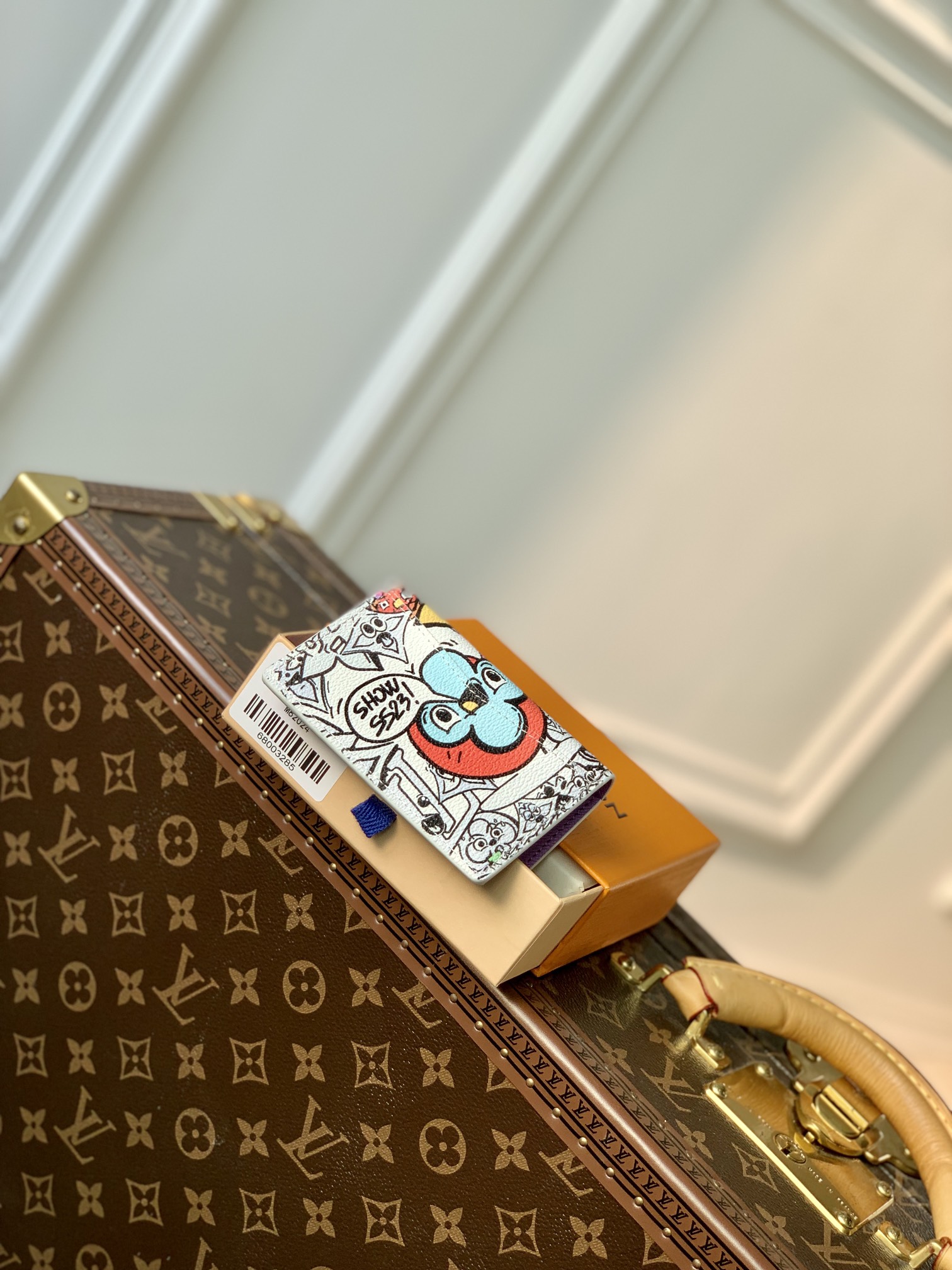 l**is V*t*n wallet-7.5 x 11.1 x 1.0cm