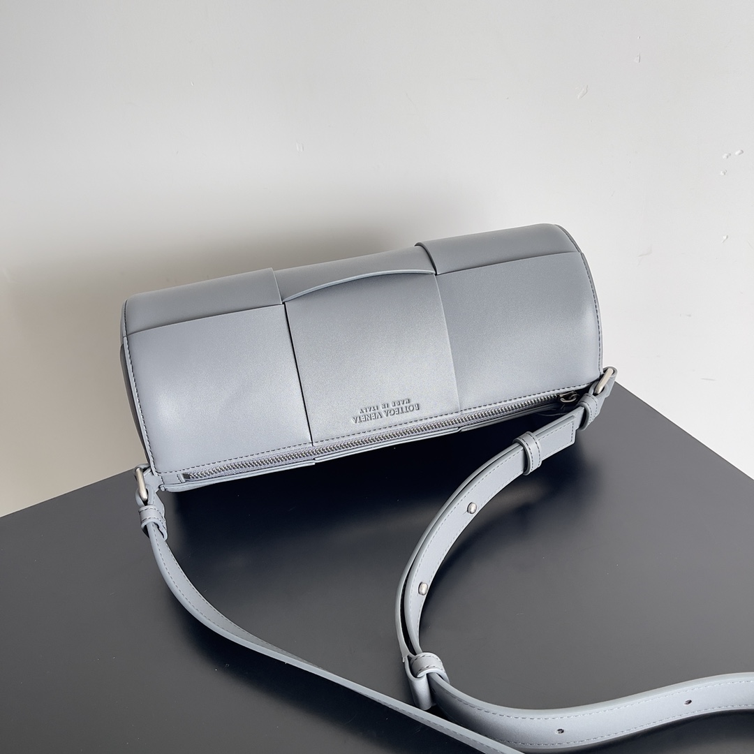 Bo*te*ga ve*ne*ta arco bag-31*14*14cm