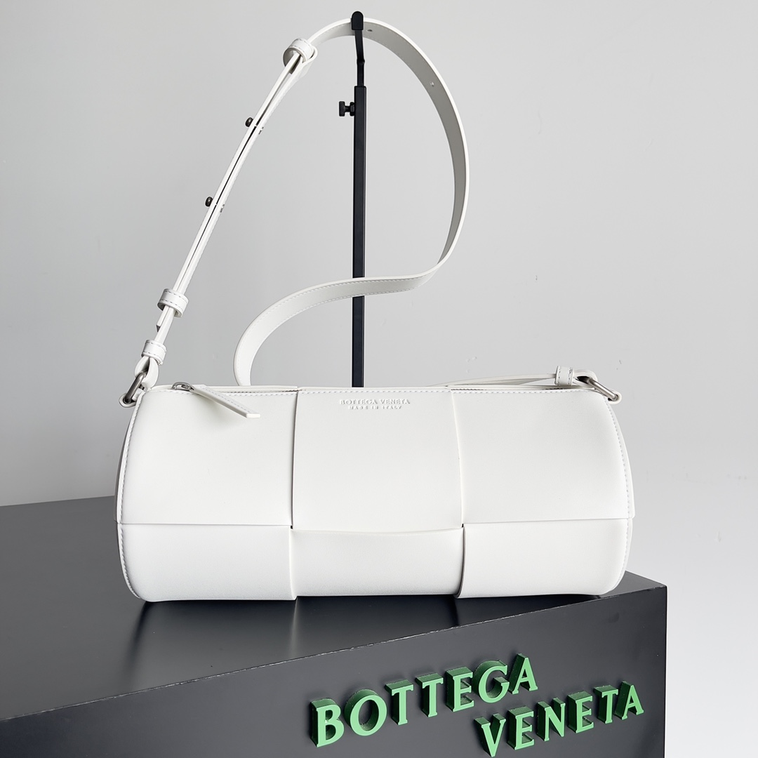 Bo*te*ga ve*ne*ta arco bag-31*14*14cm
