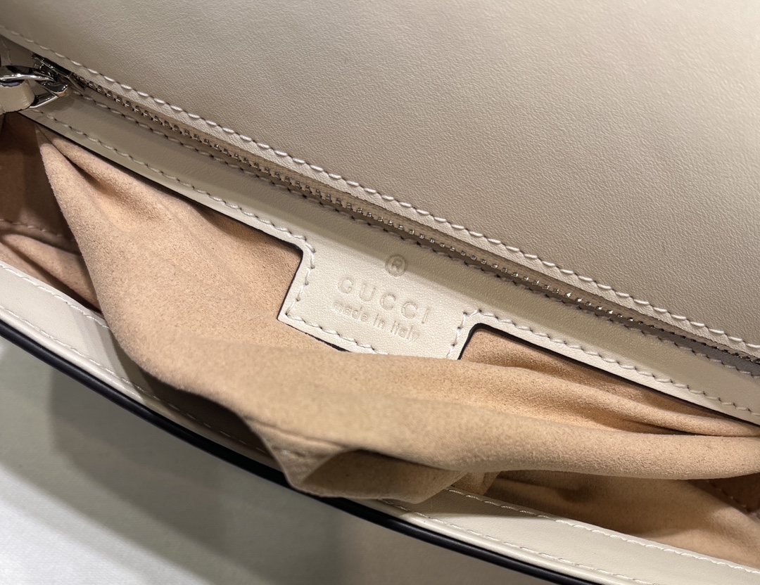 G*u*i petite gg bag-21x 10x 5cm