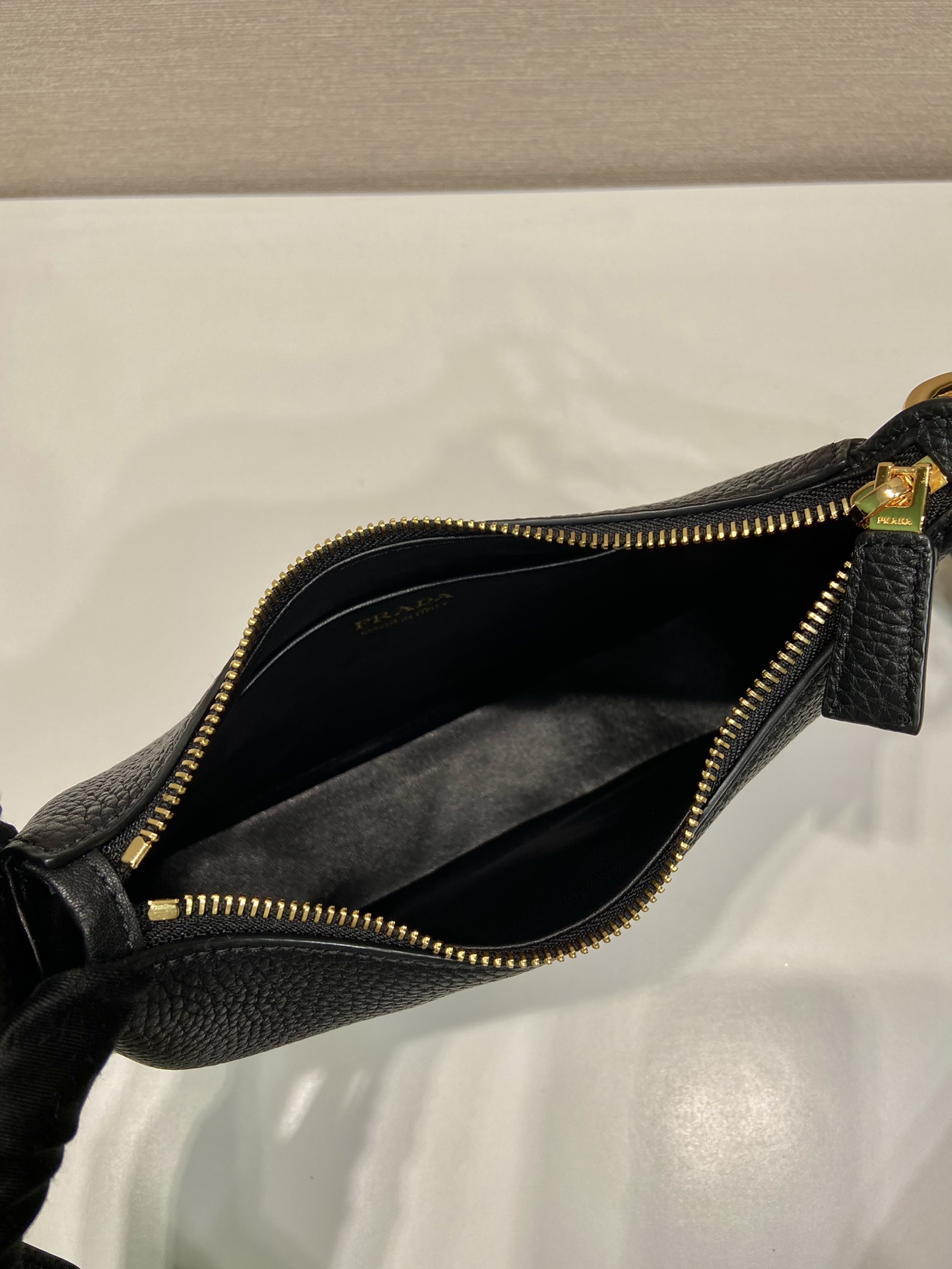 Pra*a 1bh193 tote-24*18*6cm