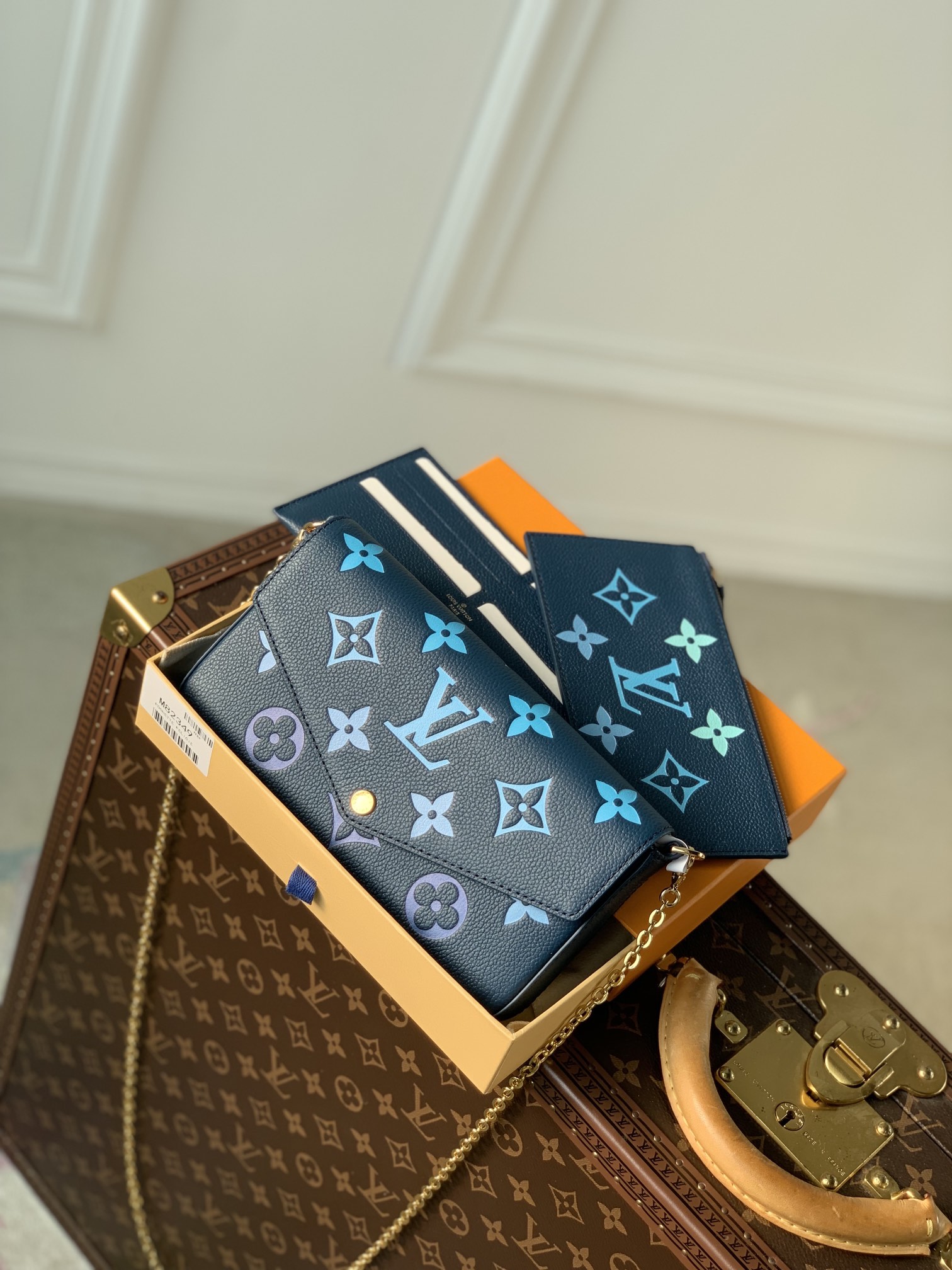 l**is V*t*n pochette félicie-m82047-21*11* 2cm