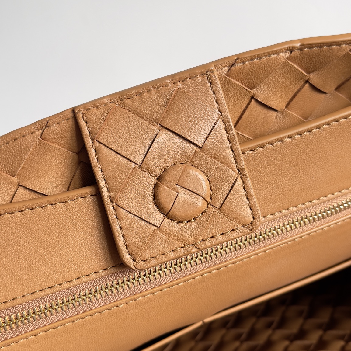 Bo*te*ga ve*ne*ta andiamo-32*24*12cm