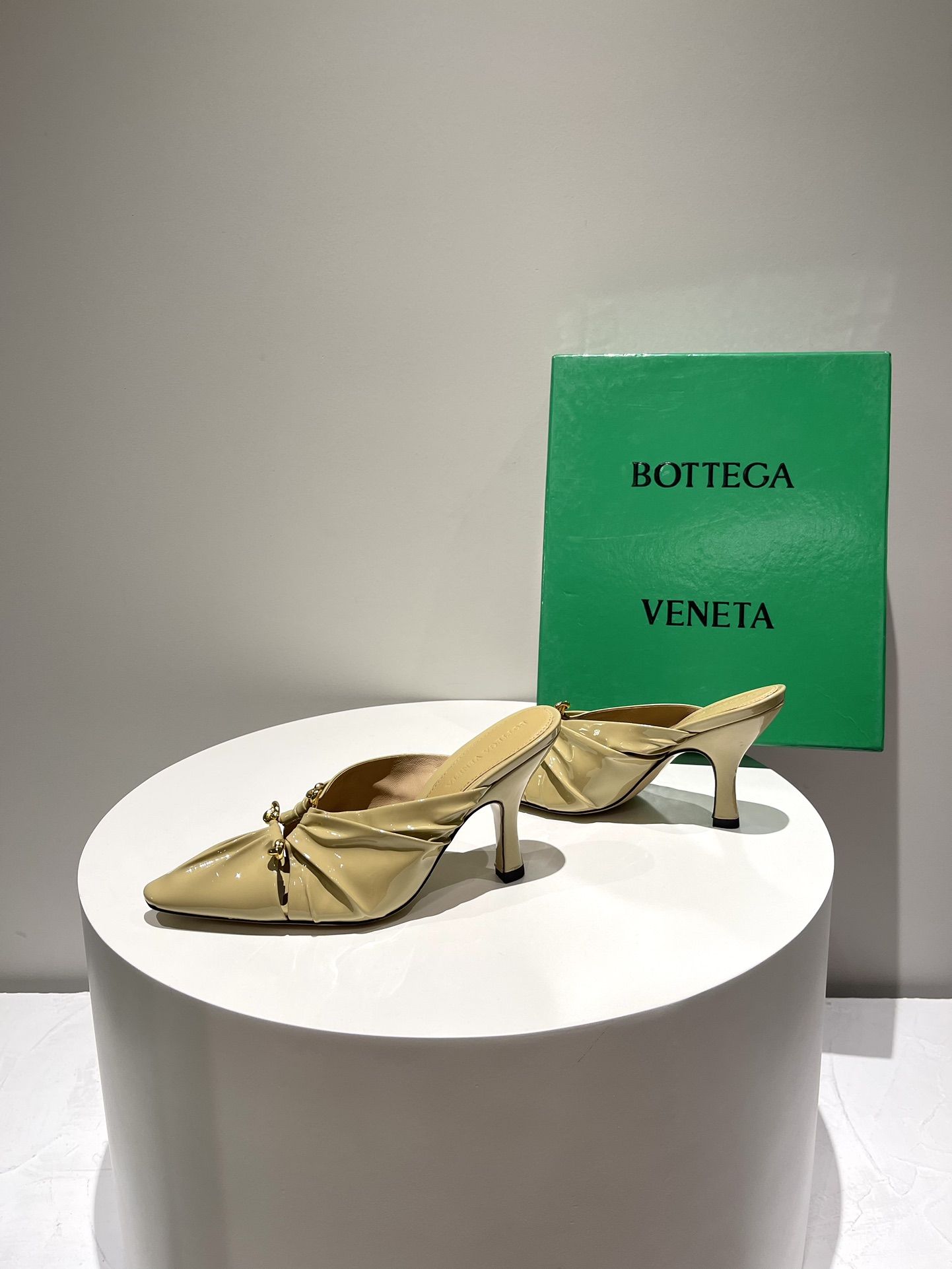 Bo*te*ga ve*ne*ta sandals-5cm