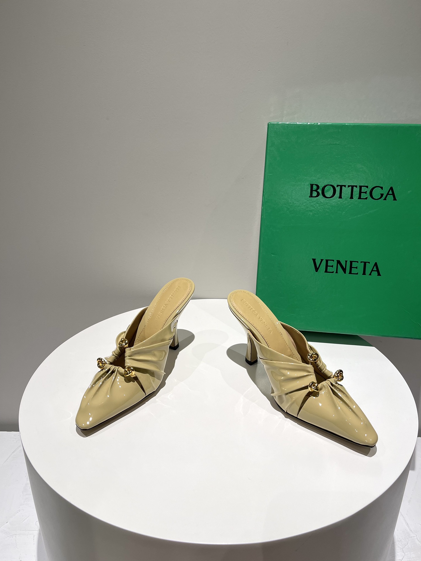 Bo*te*ga ve*ne*ta sandals-5cm