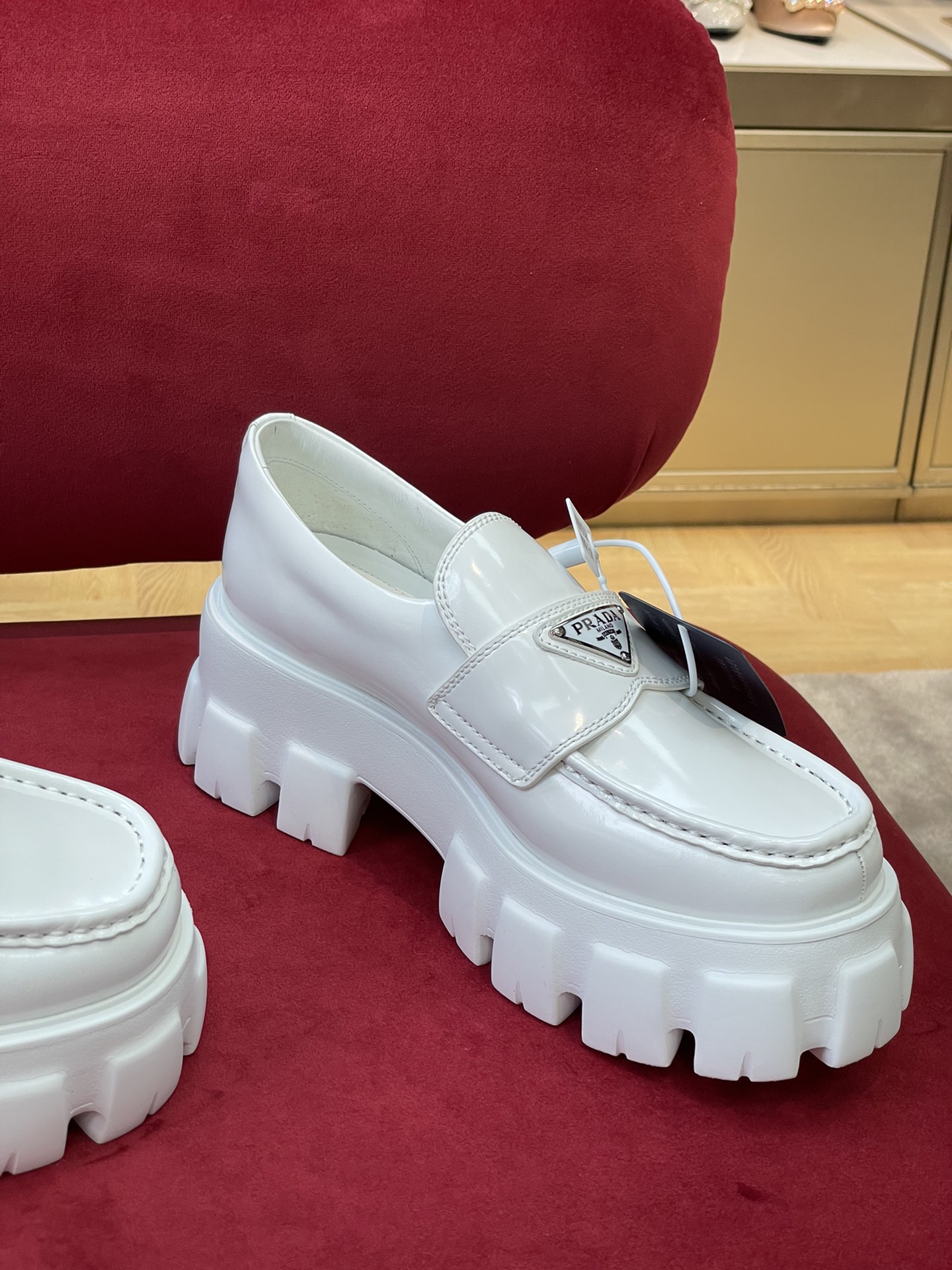 Pra*a loafers 2022ss
