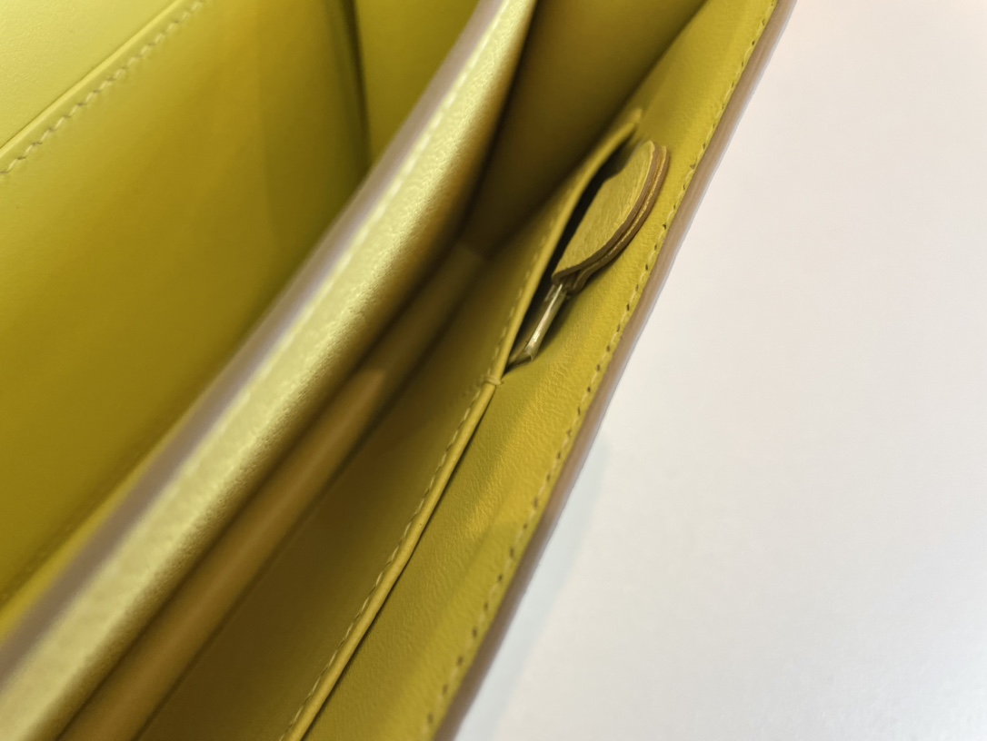 H**mes constance-19cm