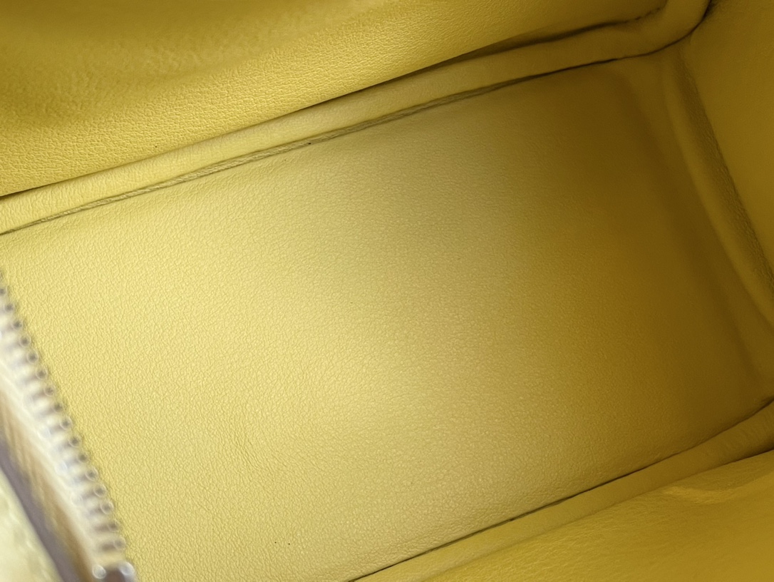 H**mes lindy 19-togo leather-19cm