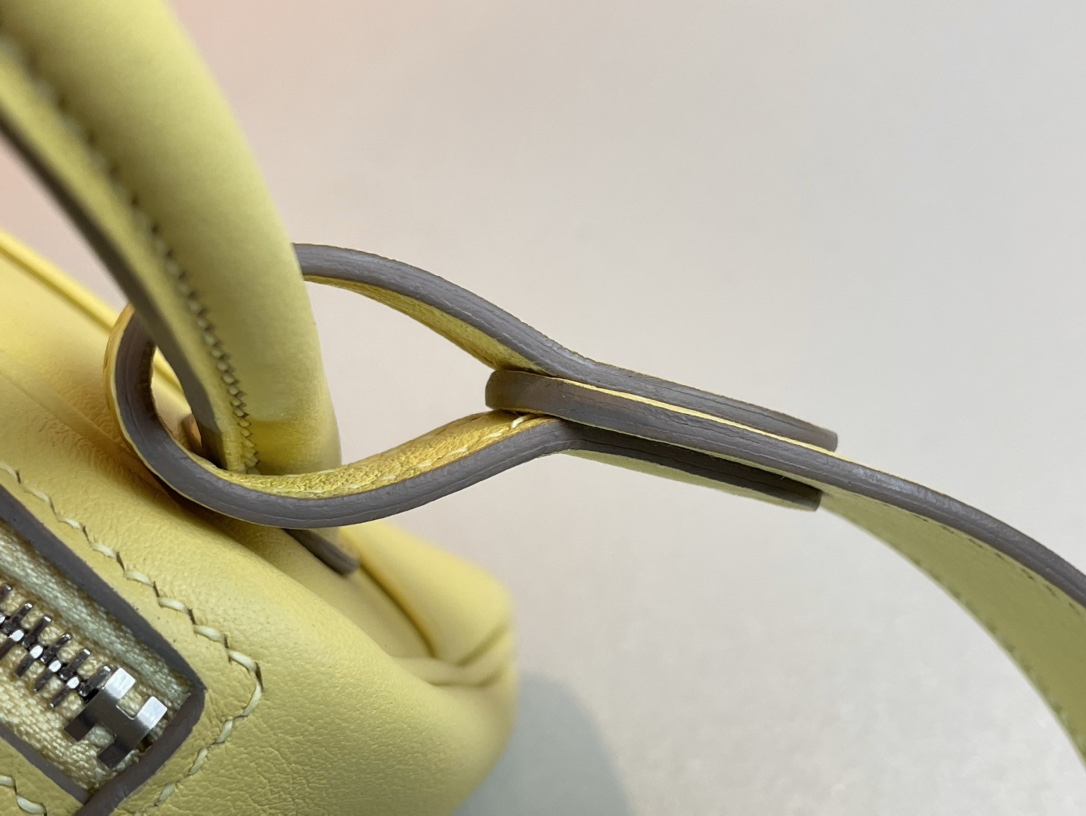 H**mes lindy 19-togo leather-19cm