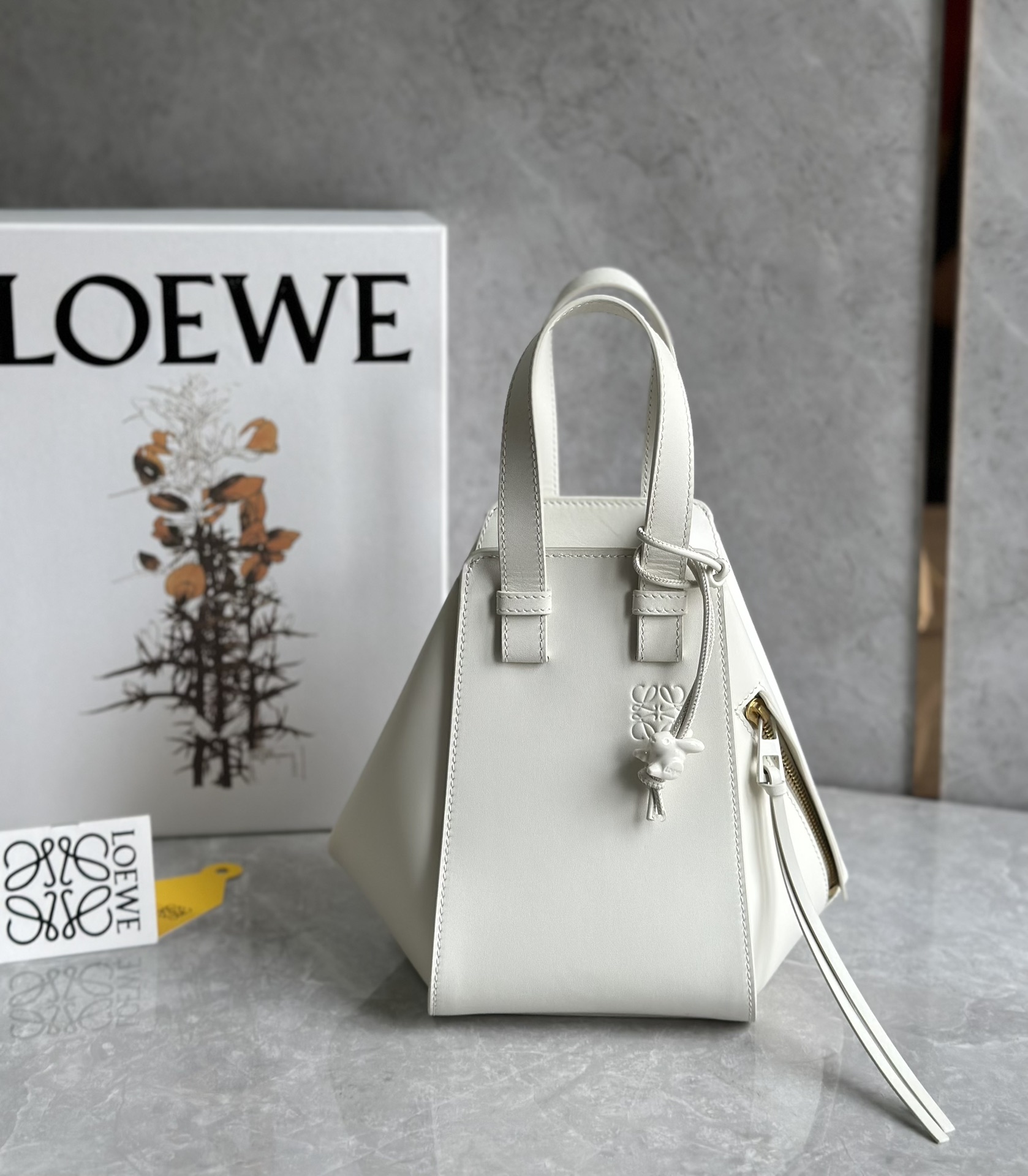 Loewe Hammock Bag-19.5*14.4*20.8CM