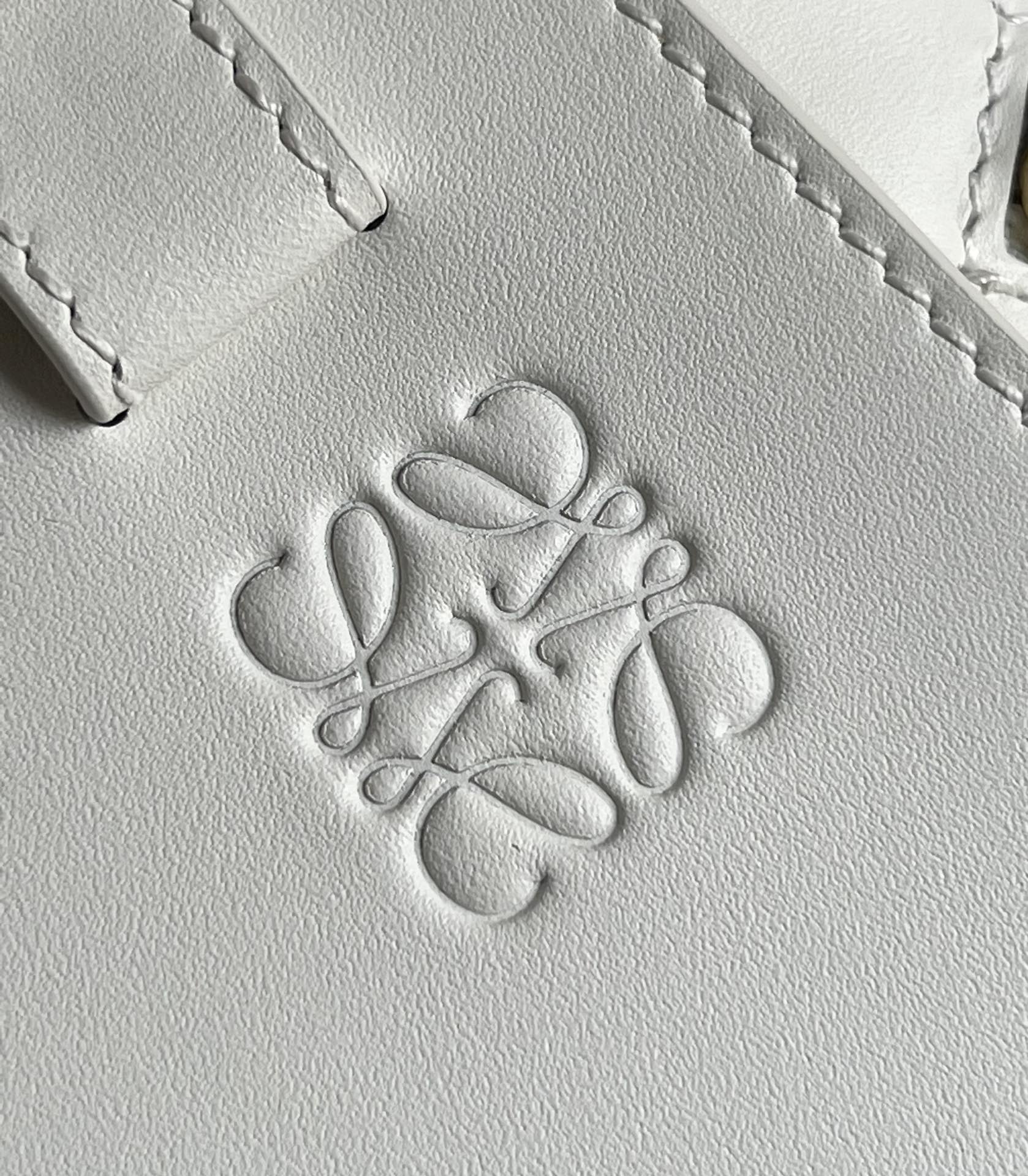 Loewe Hammock Bag-19.5*14.4*20.8CM