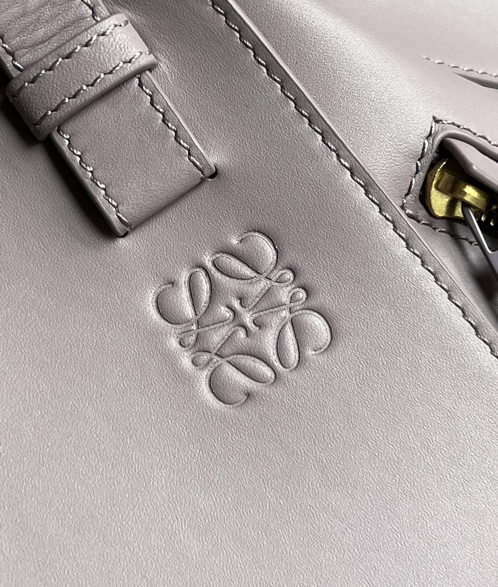 Loewe Hammock Bag-19.5*14.4*20.8CM