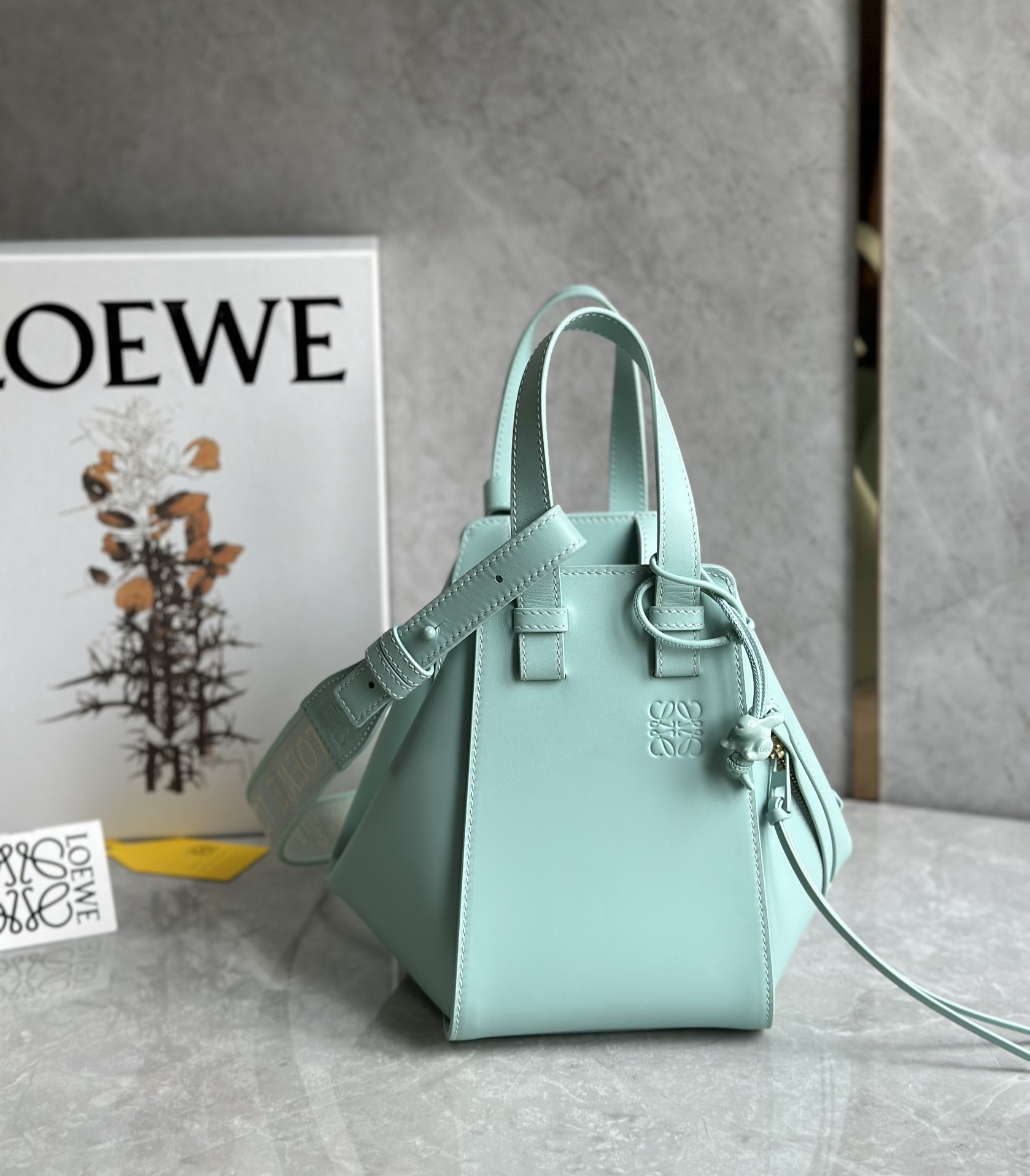 Loewe Hammock Bag-19.5*14.4*20.8CM