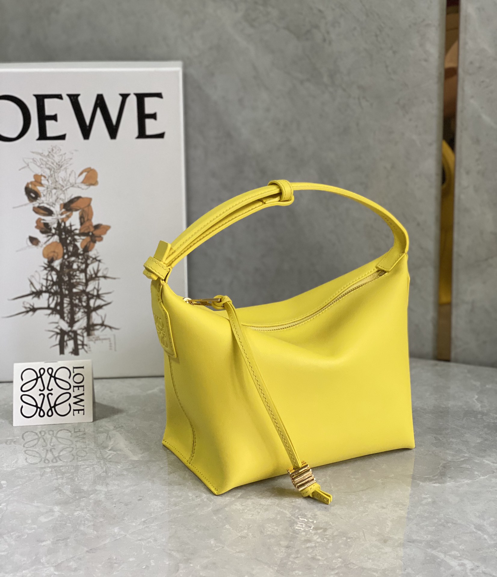 Loewe Cubi Bag-20.5×17×12.5CM