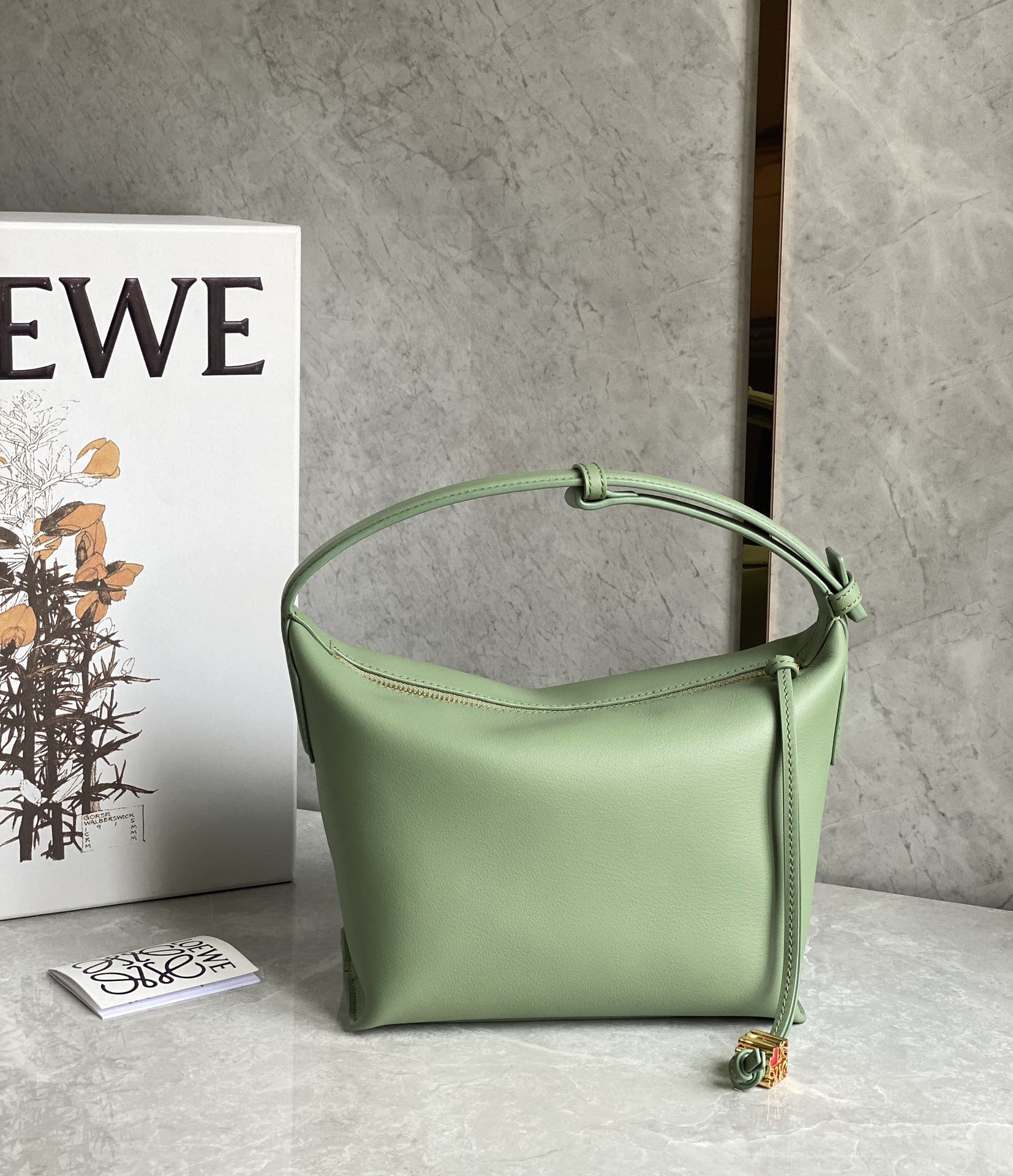 Loewe Cubi Bag-20.5×17×12.5CM