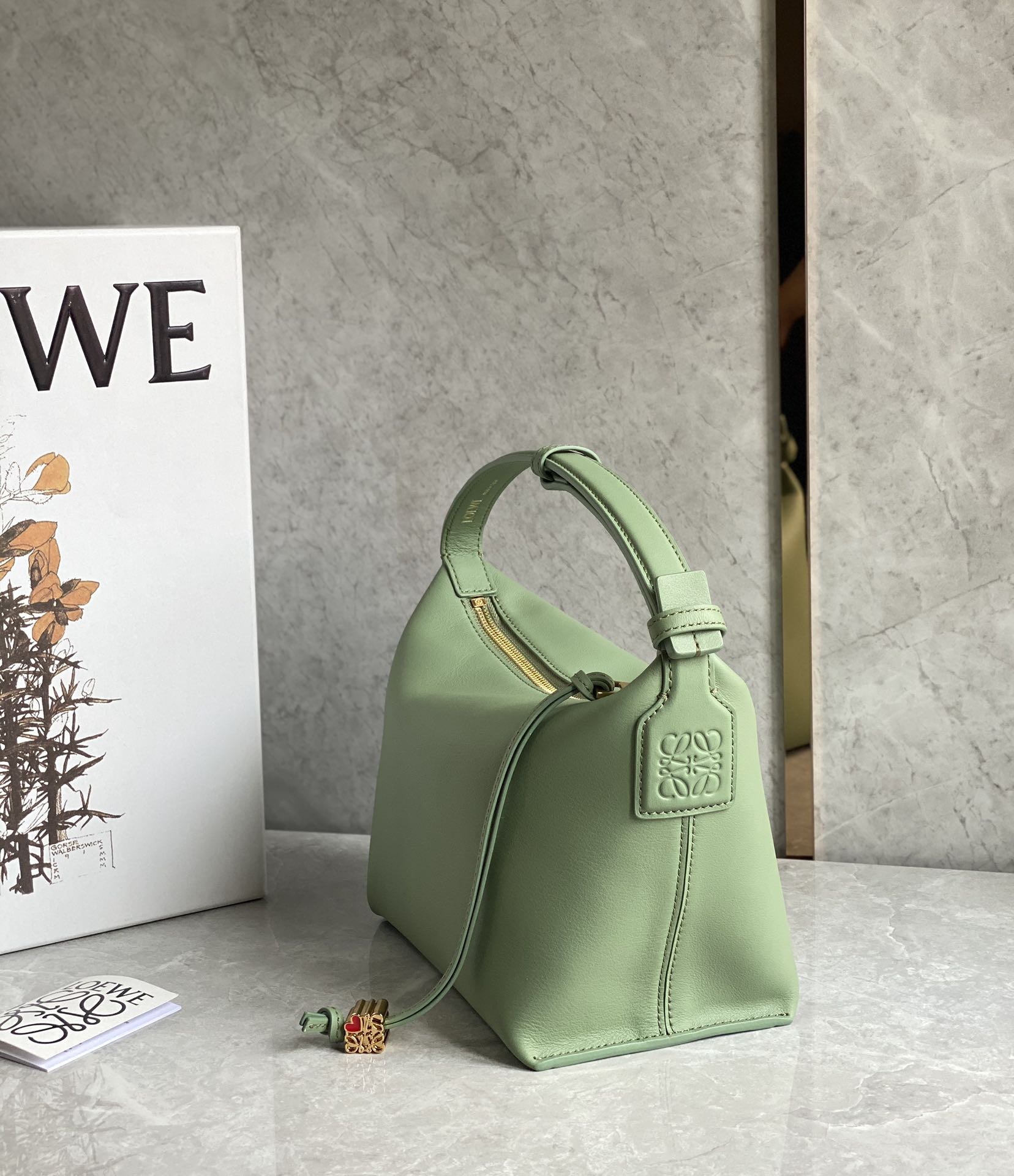 Loewe Cubi Bag-20.5×17×12.5CM