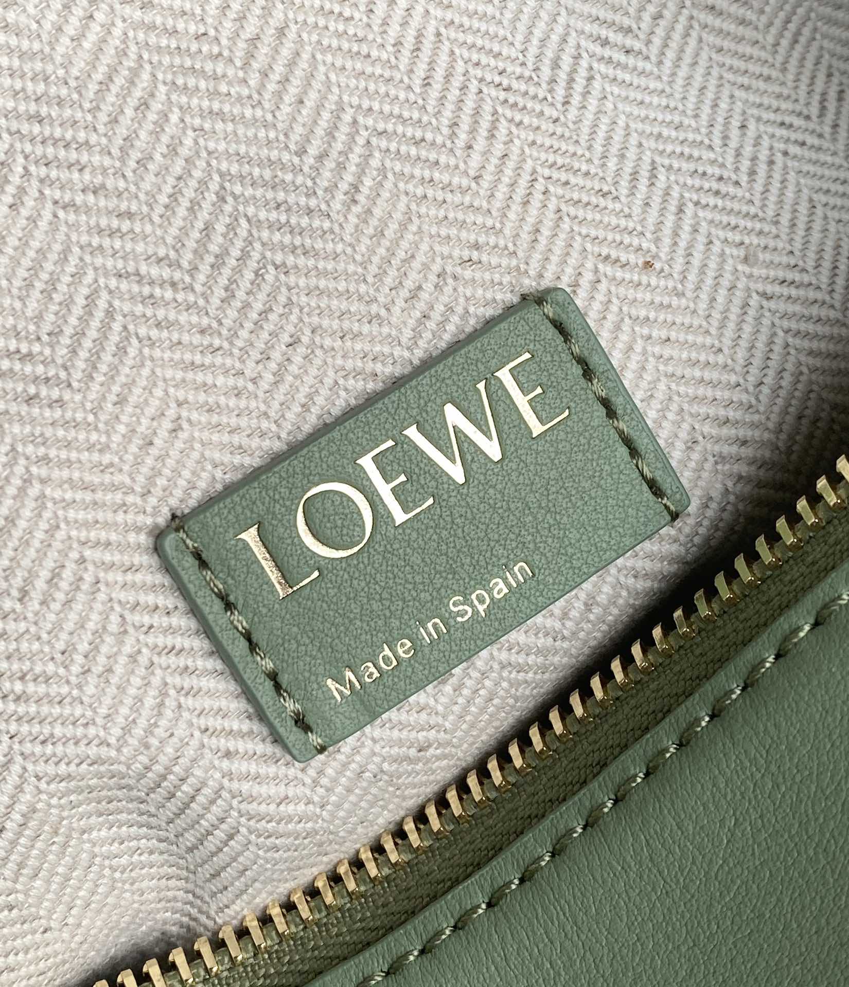 Loewe Cubi Bag-20.5×17×12.5CM