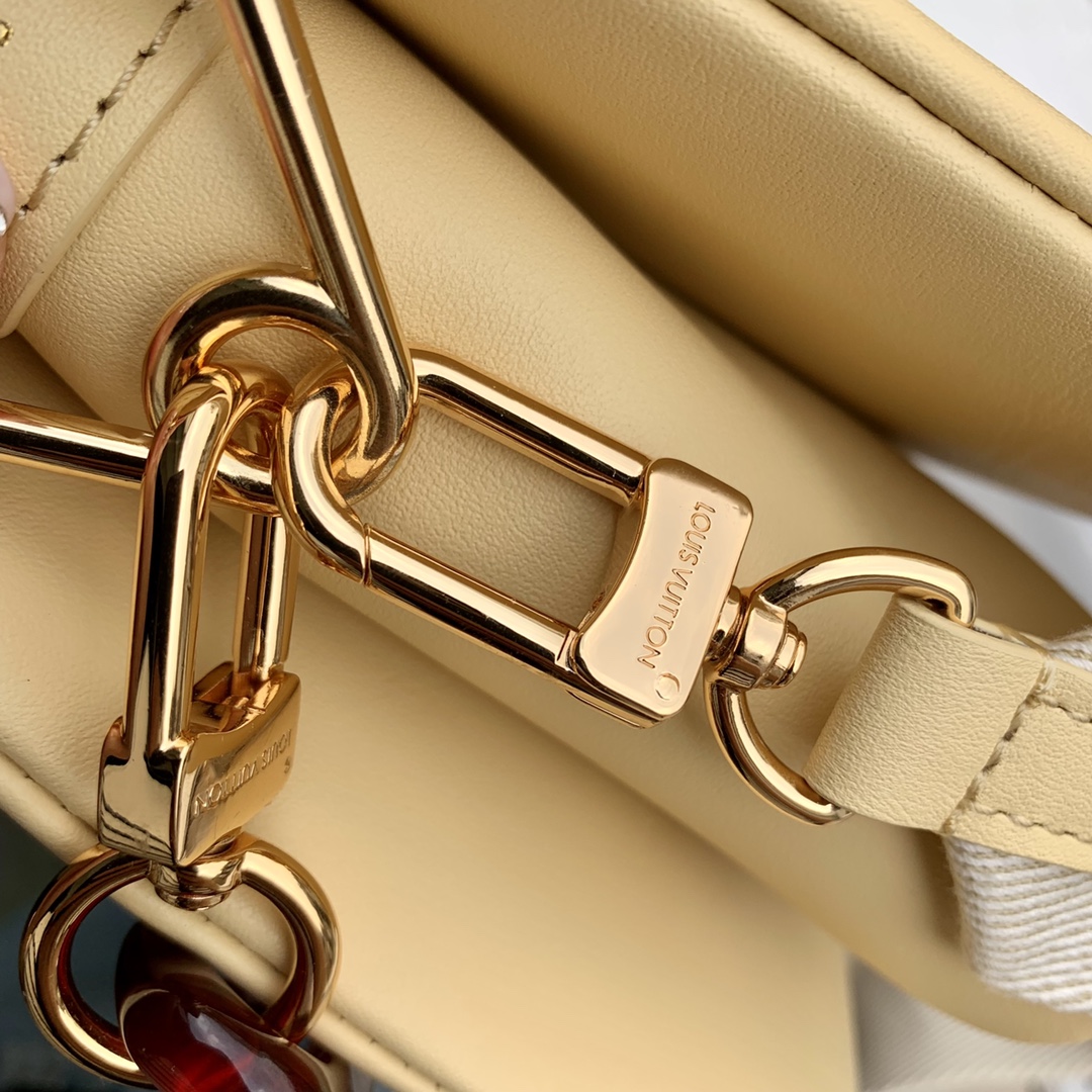 l**is V*t*n coussin handbags-26*20*12cm