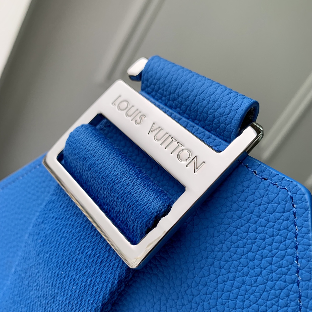 l**is V*t*n takeoff handbags-30*16*3cm