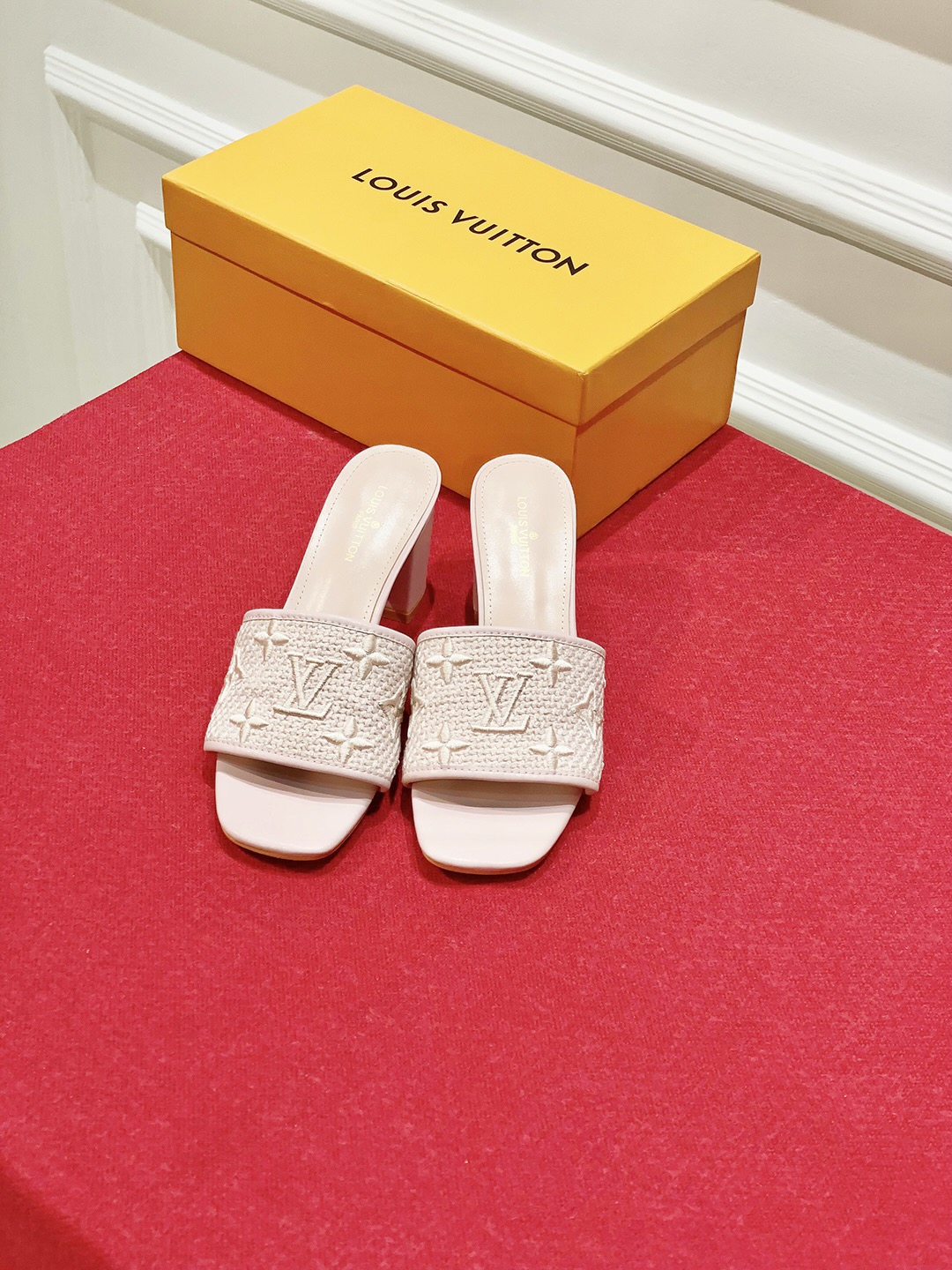 l**is V*t*n slippers-6.5cm