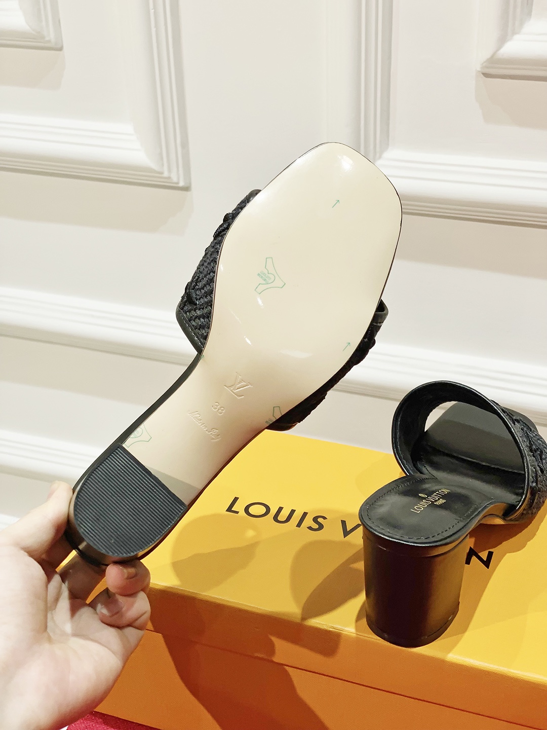 l**is V*t*n slippers-6.5cm