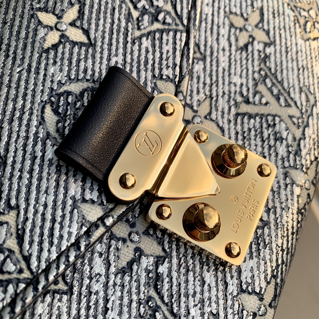 l**is V*t*n pochette metis east west handbags- 21.5 x 13.5 x 6cm