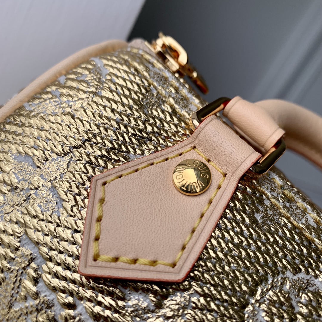 l**is V*t*n nano speedy-16cm